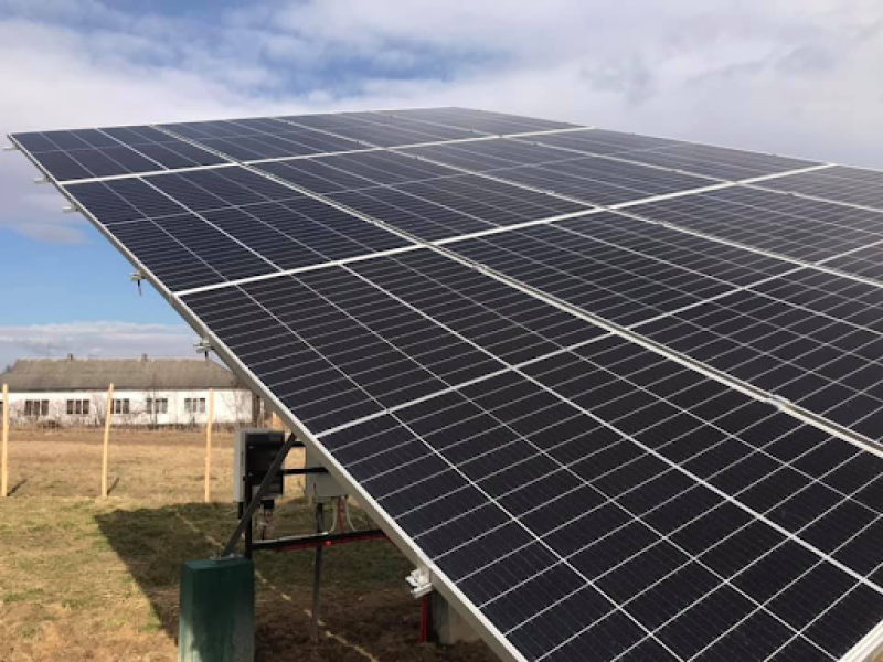 Grid-connected tracking solar power plant 36 kW_household_Onok