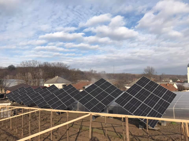 Grid-connected tracking solar power plant 42 kW_household_Onok - photo 1