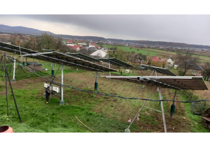 Grid-connected tracking solar power plant 60 kW_household_Loza