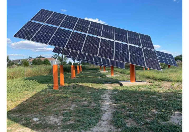 Why is a 10 kW solar power plant on trackers more profitable than a stationary 14 kW one?